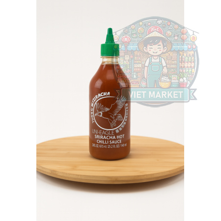UNI-EAGLE SRIRACHA Super pikantná čili omáčka na dochucovanie jedál 740ml