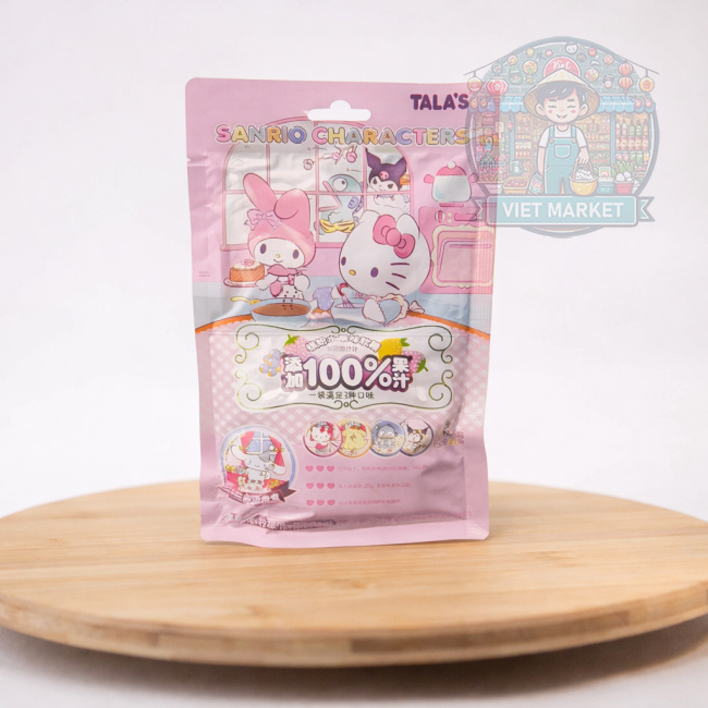 TALA´S SANRIO Gumené cukríky s príchuťou jahoda, citrón a čierna ríbezľa s odznakom 52g