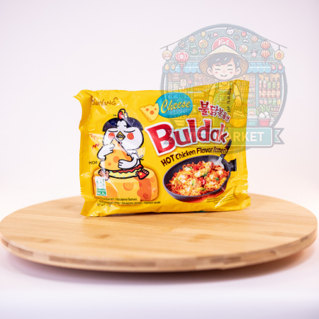 SAMYANG BULDAK CHEESE Instantná zmes na prípravu pikantnej kuracej polievky so syrovou príchuťou 140g